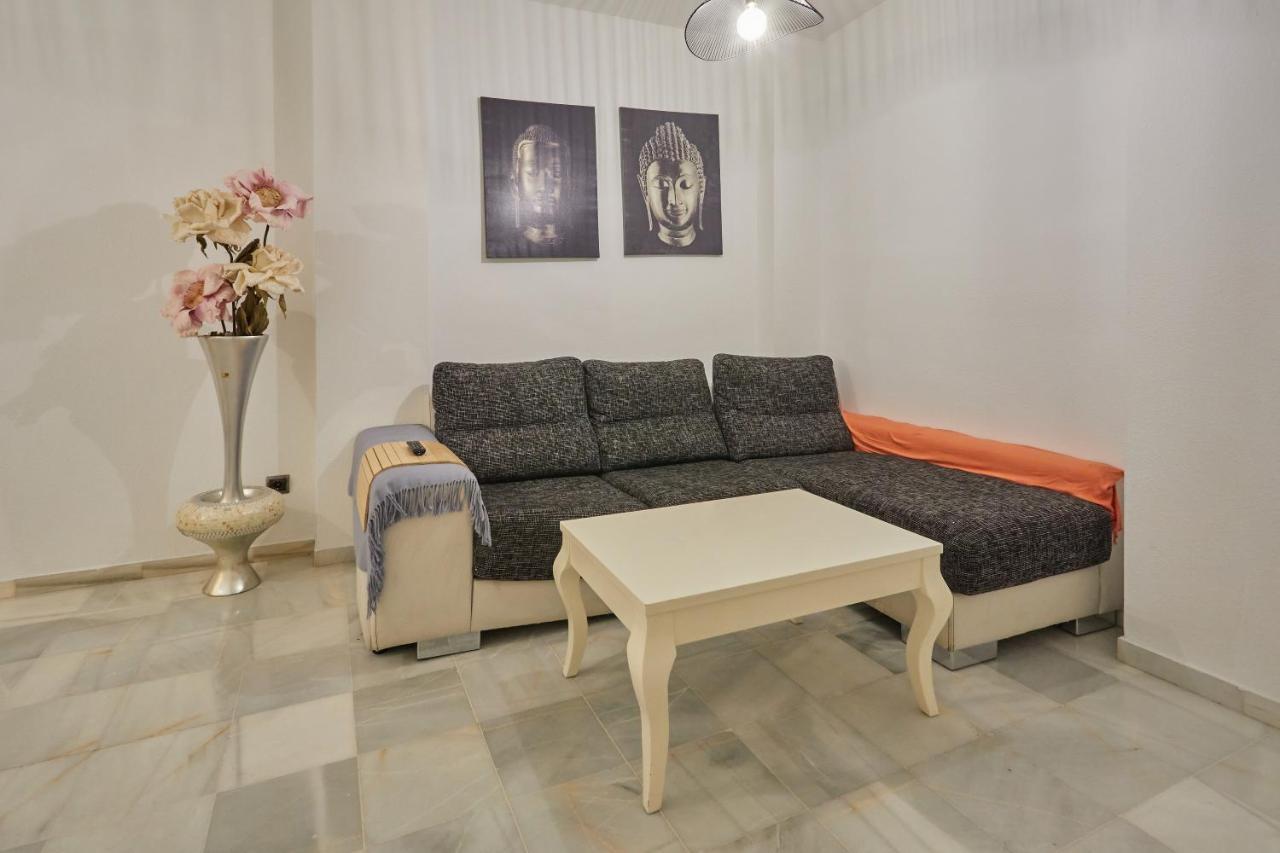 Two Bedrooms Leonor Davalos Seville Exterior photo